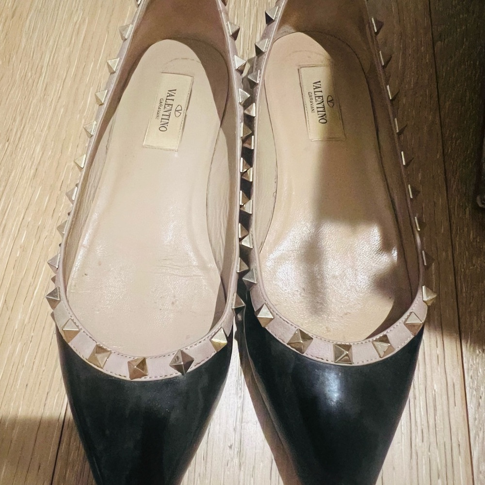 Valentino Black Rockstud Patent Ballet Flats